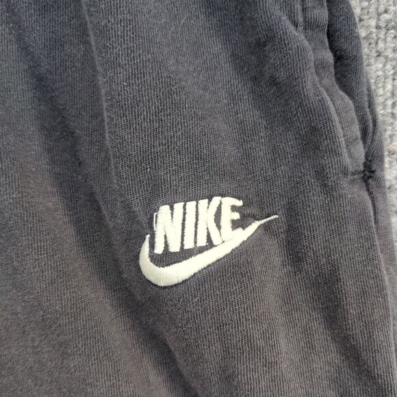 Nike Boys Sweat Shorts Black Size L Cotton Slash Pockets Embroidered Swoosh - Picture 10 of 12